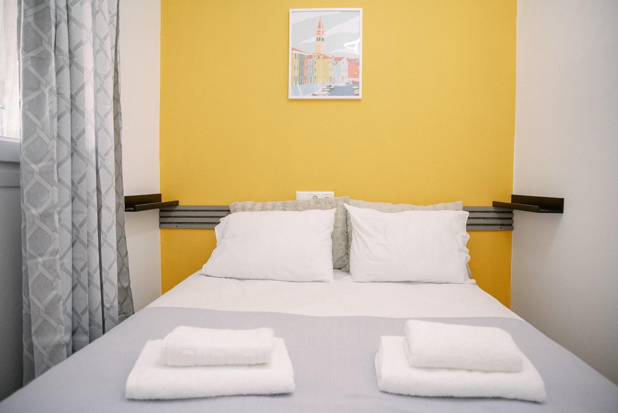 Appartamento 3Cs Athens Ampelokipoi Comfy Flat Ft Patio Airport Direct Day N Night Esterno foto