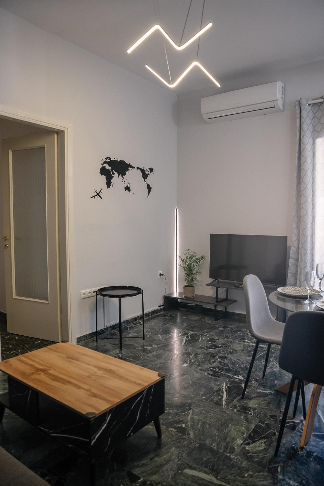 Appartamento 3Cs Athens Ampelokipoi Comfy Flat Ft Patio Airport Direct Day N Night Esterno foto
